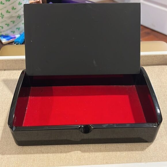 Korean Handmade Jewelry Box Green and Black with bird inlay - Picture 2 of 7